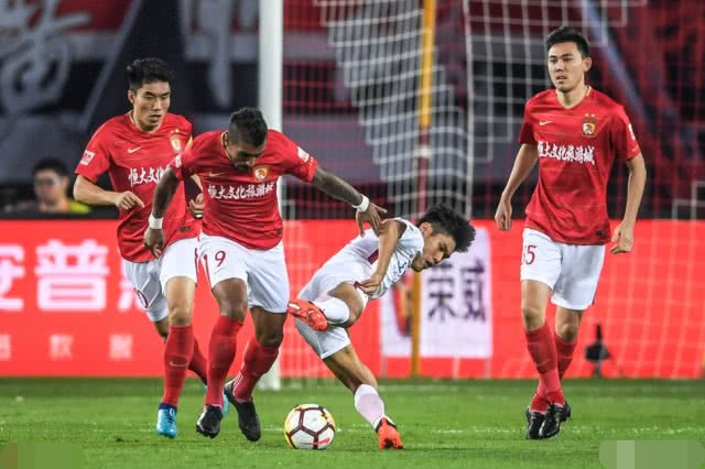 APP下载- 摩纳哥客场平局错失登顶良机  